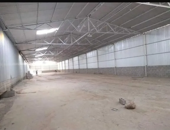 ALQUILER de GALPÓN DE PLANTA LIBRE 1.000M2 PATRON IV B FERREYRA
