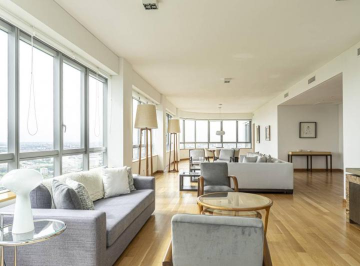 Departamento · 317m² · 5 Ambientes · 1 Cochera