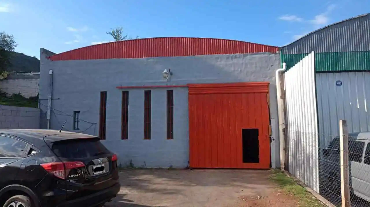 Venta galpón zona industrial