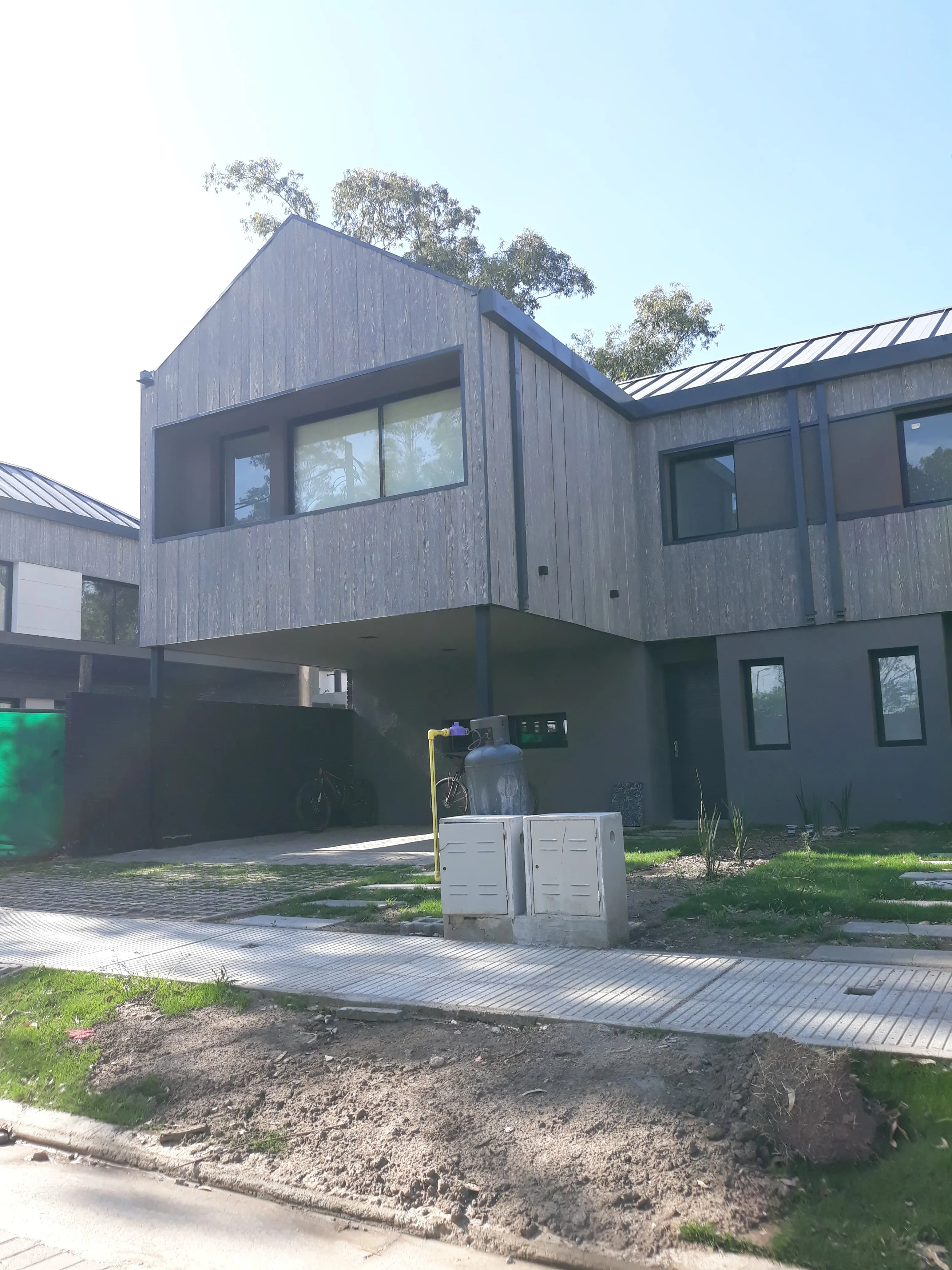 LOTES APTO DUPLEX, FINANCIADOS EN HERMOSO BOSQUE!!