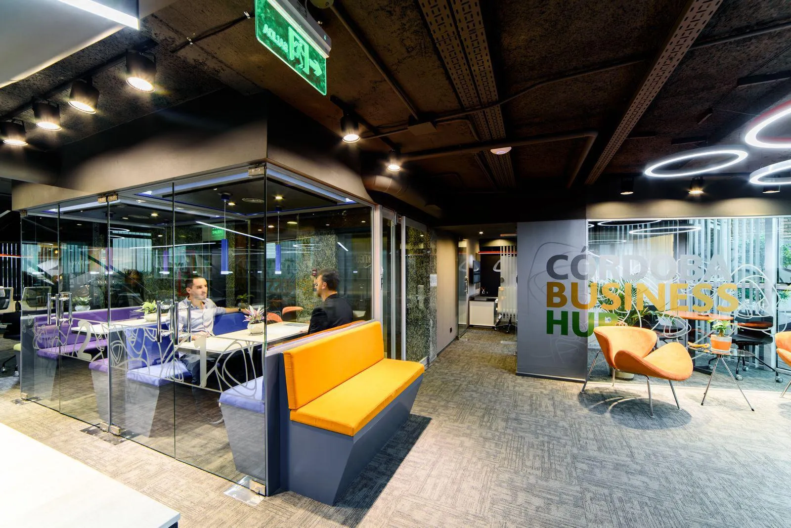 EXCLUSIVO ALQUILER DE OFICINA PENTHOUSE SOBRE POETA LUGONES