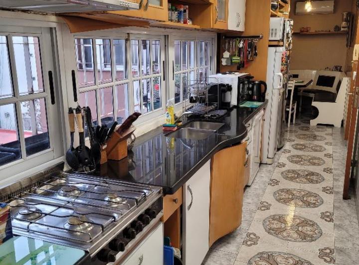 Departamento · 160m² · 4 Ambientes · 1 Cochera