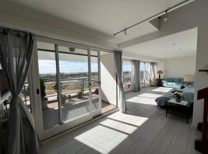 Departamento · 192m² · 4 Ambientes · 2 Cocheras