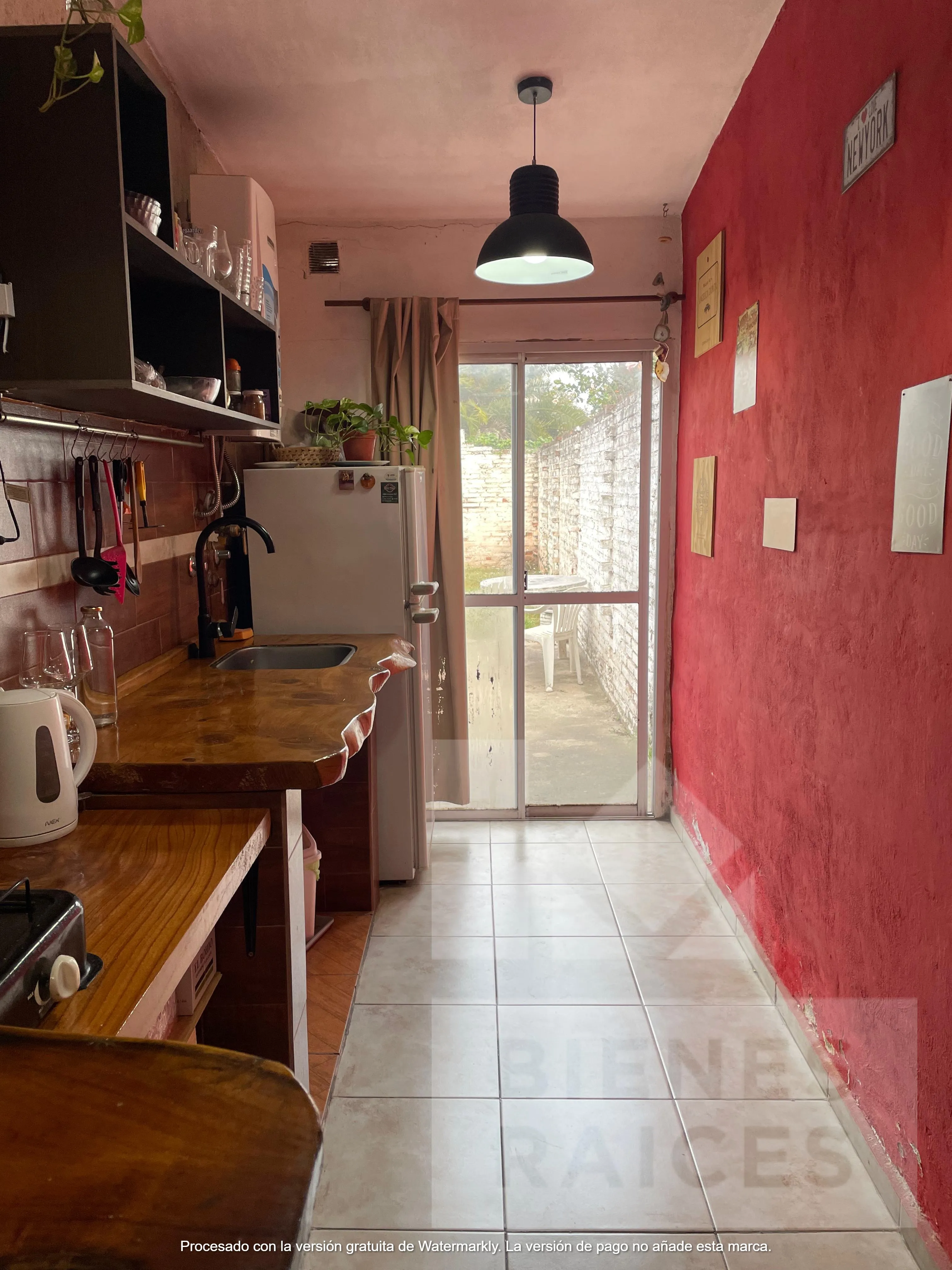 VENTA CASA 3 DOR. RES. VELEZ SARSFIELD- A RECICLAR