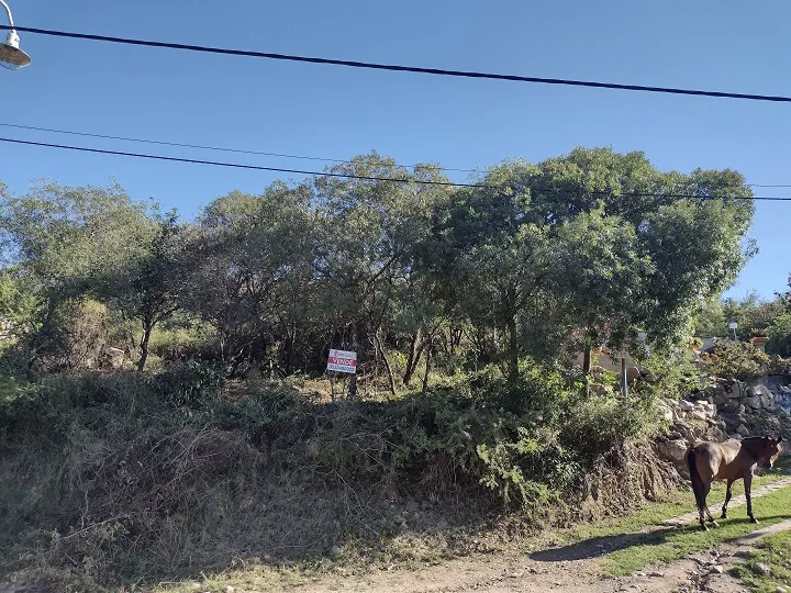 LOTE EN RÍO CEBALLOS- Sup. 527m2-ESCRITURA