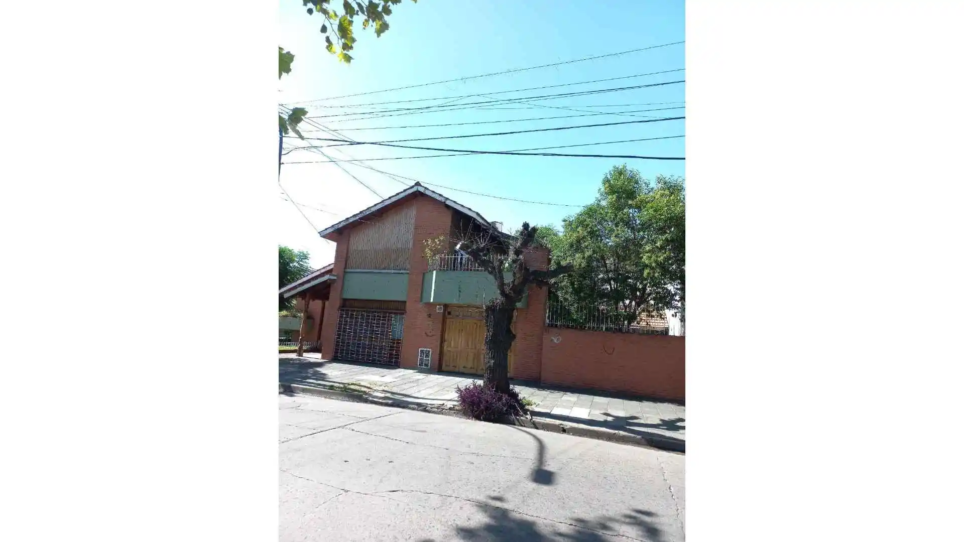 IMPORTANTE CASA 4  AMB CON GARAJE!!! APTA CREDITO!