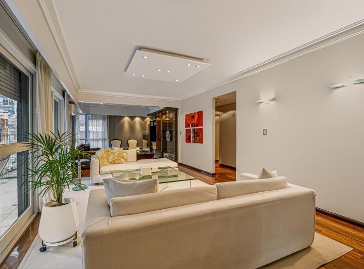 Departamento · 302m² · 6 Ambientes · 1 Cochera