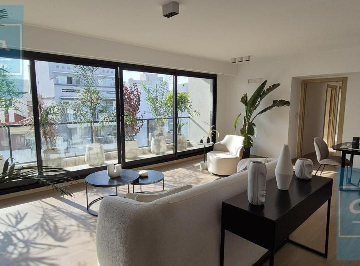 Departamento · 211m² · 5 Ambientes · 2 Cocheras