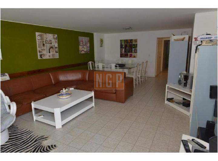 Departamento · 170m² · 5 Ambientes · 1 Cochera