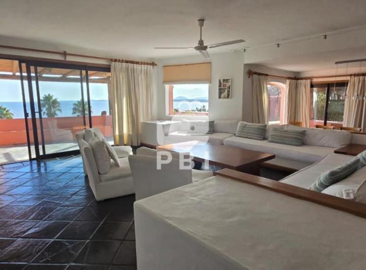 Departamento · 5 Ambientes · 1 Cochera