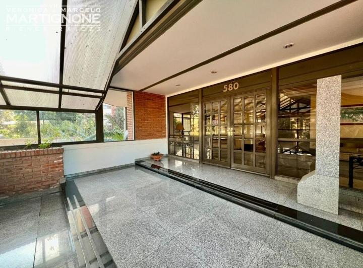 Departamento · 235m² · 5 Ambientes · 1 Cochera
