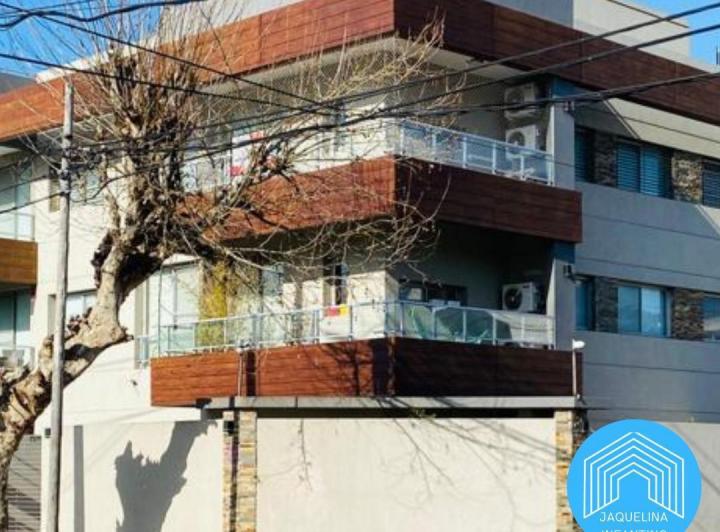 Departamento · 120m² · 5 Ambientes · 2 Cocheras