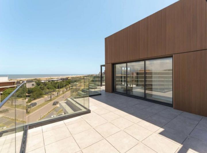 Departamento · 234m² · 6 Ambientes · 3 Cocheras