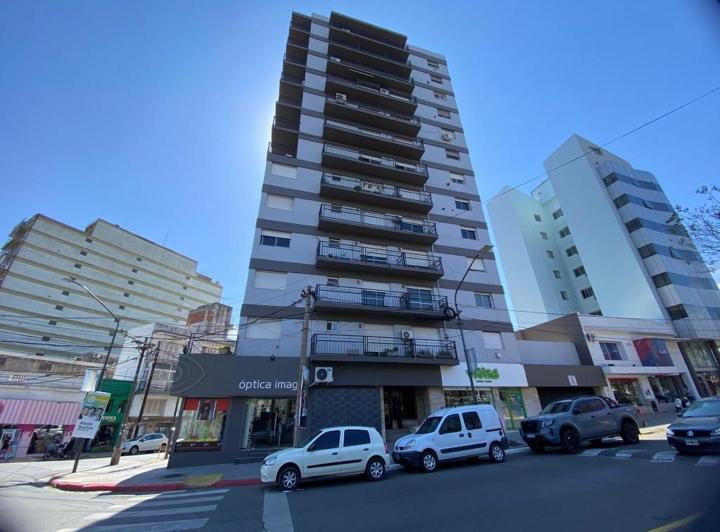 Departamento · 165m² · 5 Ambientes · 1 Cochera