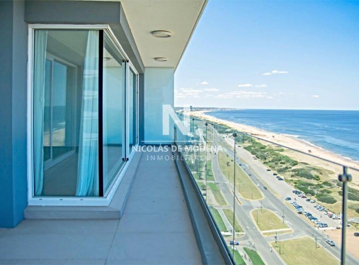 Departamento · 242m² · 5 Ambientes · 1 Cochera