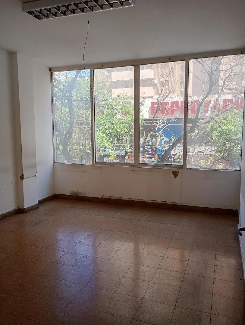 Av Colon 350/ Oficinas desde 20 m2