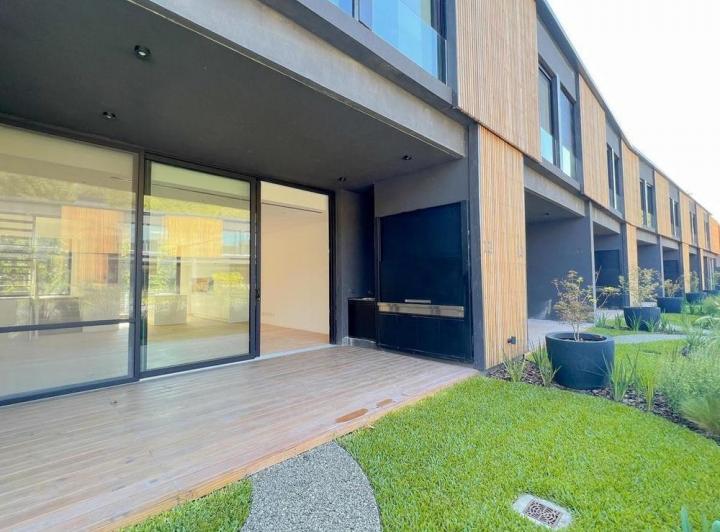 Departamento · 212m² · 4 Ambientes · 2 Cocheras