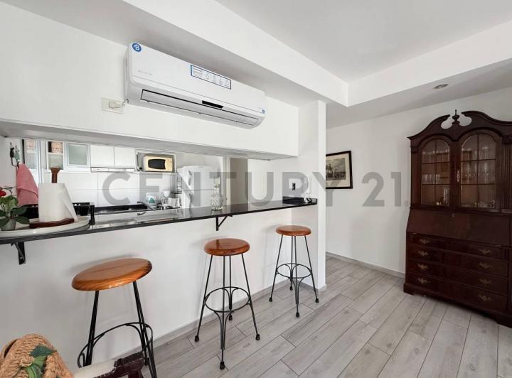 Departamento · 100m² · 4 Ambientes · 1 Cochera