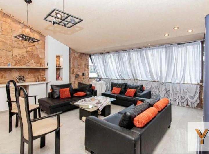 Departamento · 180m² · 4 Ambientes
