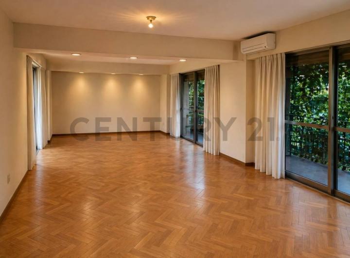 Departamento · 320m² · 5 Ambientes · 2 Cocheras
