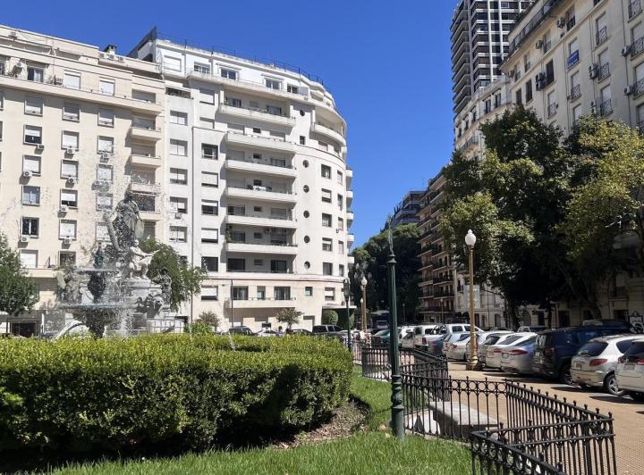 Departamento · 200m² · 5 Ambientes · 1 Cochera