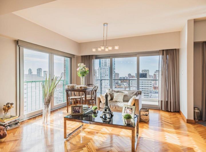 Departamento · 282m² · 6 Ambientes · 1 Cochera
