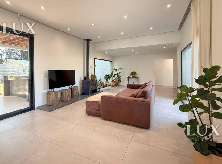 Casa · 199m² · 4 Ambientes · 2 Cocheras