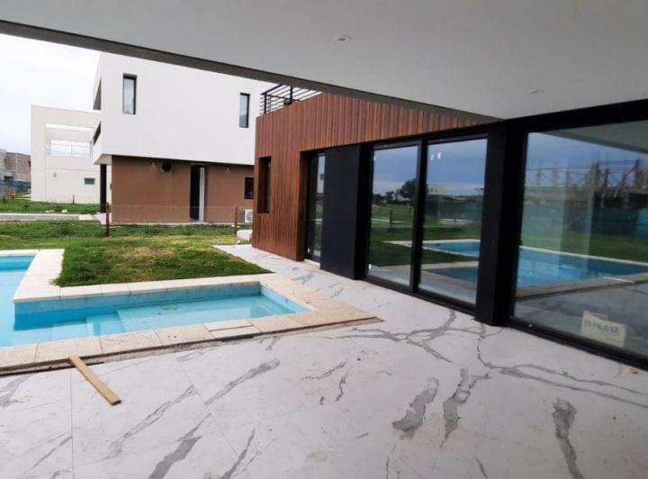 Casa · 171m² · 4 Ambientes