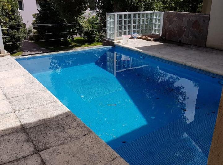Casa · 262m² · 4 Ambientes · 2 Cocheras