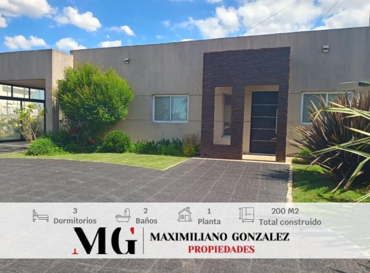 Casa · 200m² · 4 Ambientes · 1 Cochera