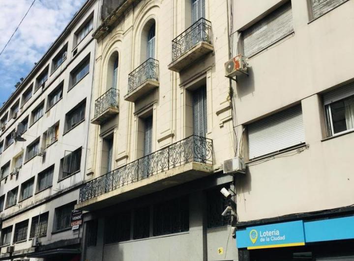Casa · 800m² · 6 Ambientes