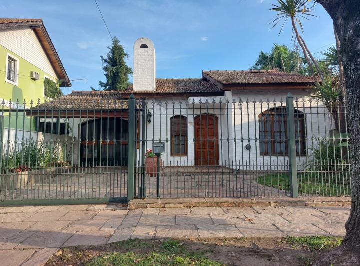 Casa · 189m² · 5 Ambientes · 2 Cocheras