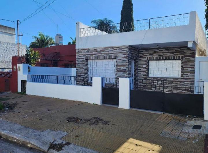 Casa · 70m² · 3 Ambientes · 1 Cochera