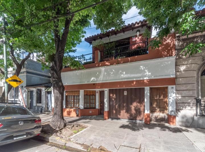 Casa · 155m² · 5 Ambientes · 1 Cochera