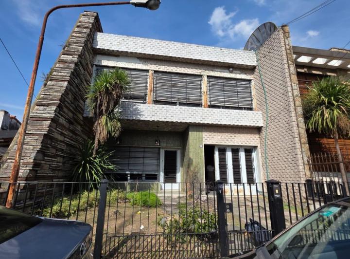 Casa · 320m²