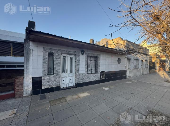 Casa · 270m² · 7 Ambientes