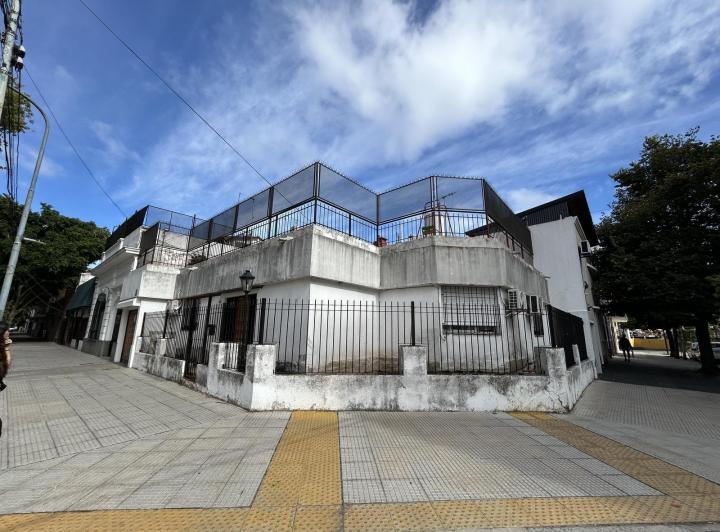 Casa · 123m² · 3 Ambientes · 1 Cochera