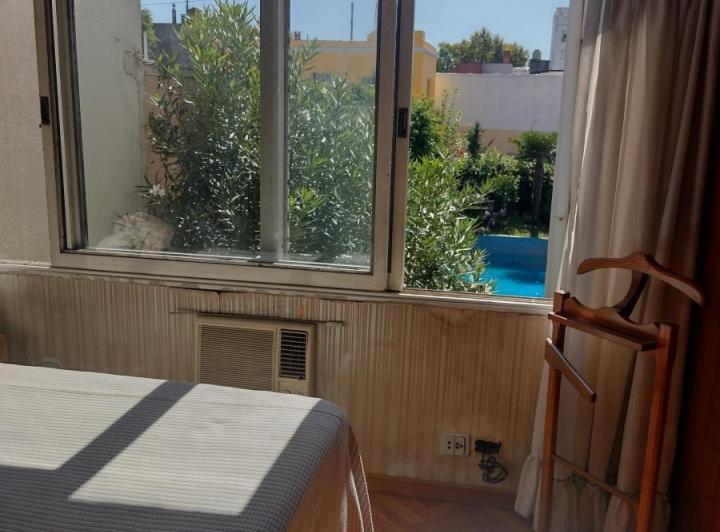 Casa · 360m² · 7 Ambientes · 1 Cochera