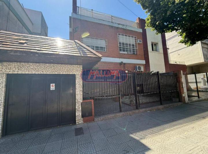 Casa · 151m² · 4 Ambientes · 1 Cochera