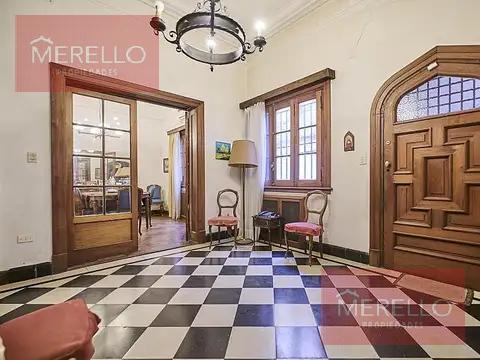 Casa · 335m² · 6 Ambientes · 1 Cochera