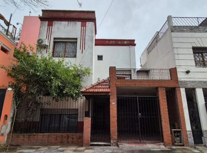 Casa · 129m² · 4 Ambientes · 1 Cochera