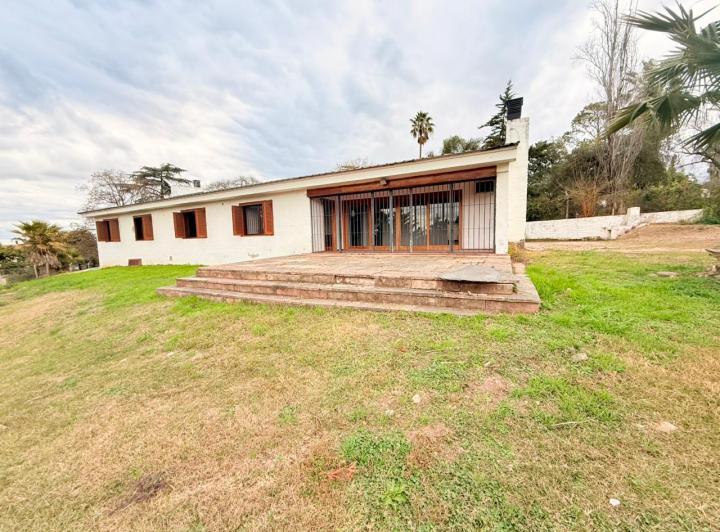 Casa · 390m²