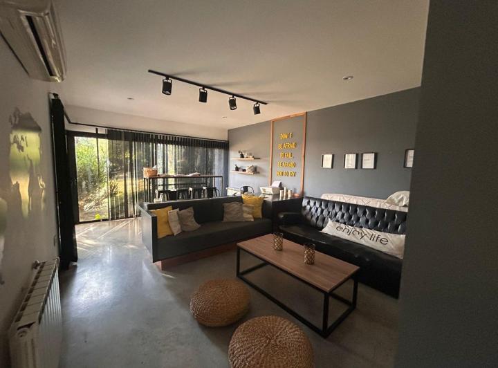 Casa · 340m² · 6 Ambientes