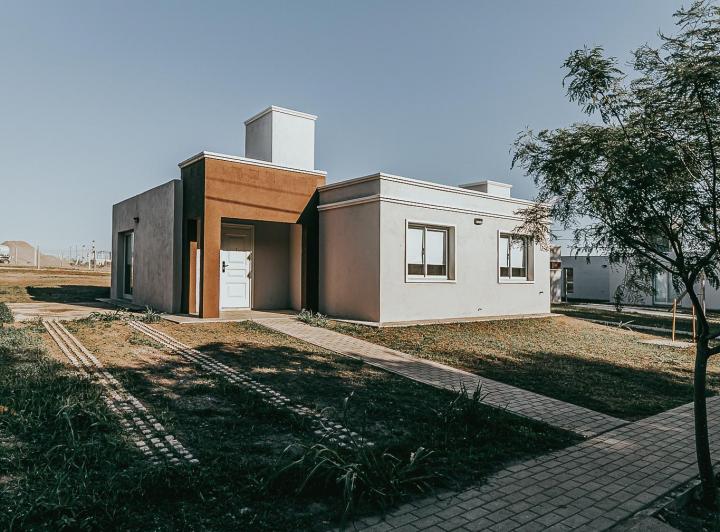 Casa · 80m² · 4 Ambientes
