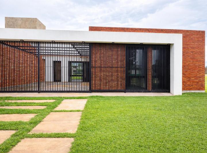 Casa · 174m² · 4 Ambientes · 2 Cocheras