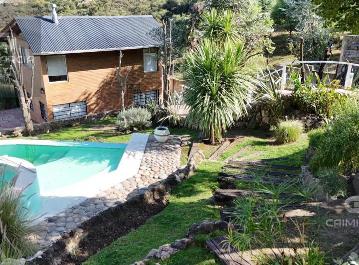 Casa · 401m² · 12 Ambientes · 5 Cocheras