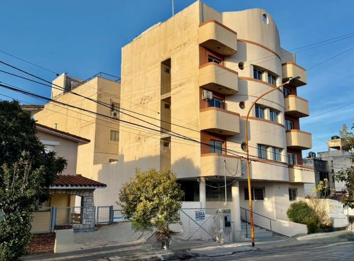 Departamento · 57m² · 3 Ambientes · 1 Cochera
