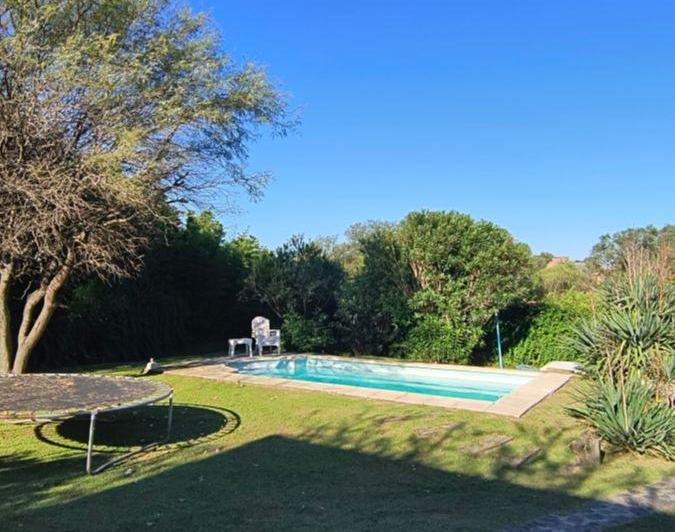 Casa · 247m² · 10 Ambientes · 2 Cocheras