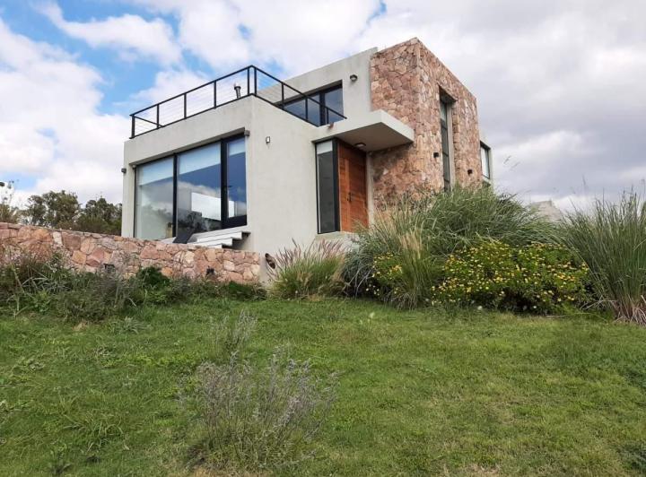 Casa · 140m² · 2 Ambientes