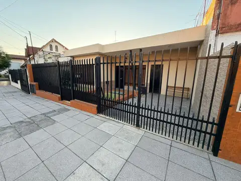 Casa en Alquiler en El Palomar, Partido de Morón